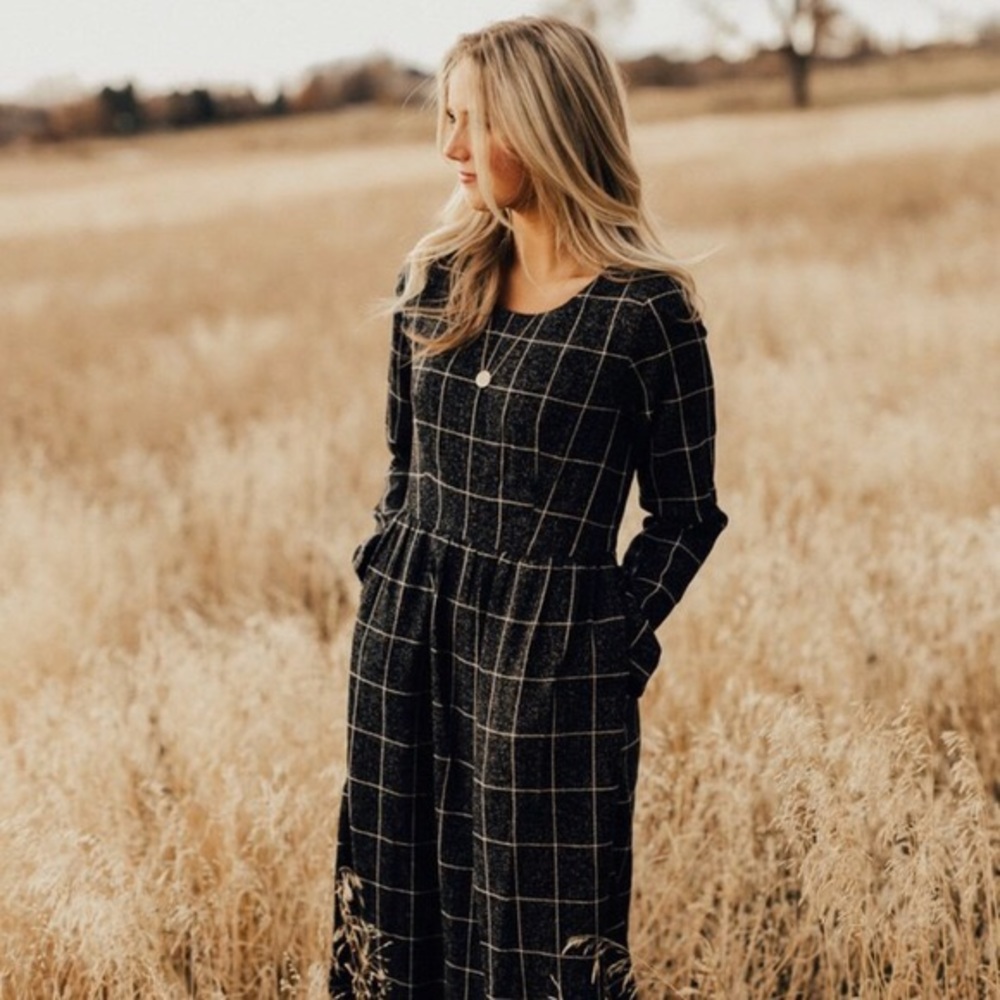 Roolee Art District mom dress